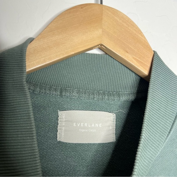 Women's Green Sweater - Picture 6 of 7